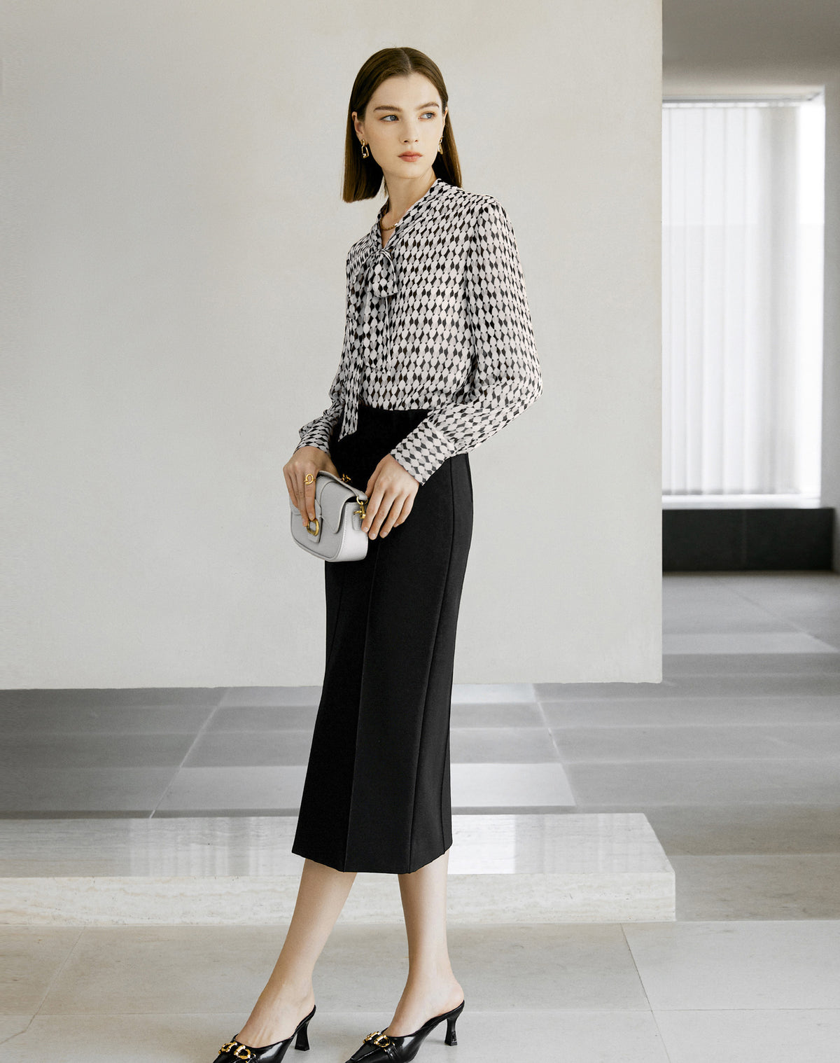 Geometric Print Tie Neck Blouse