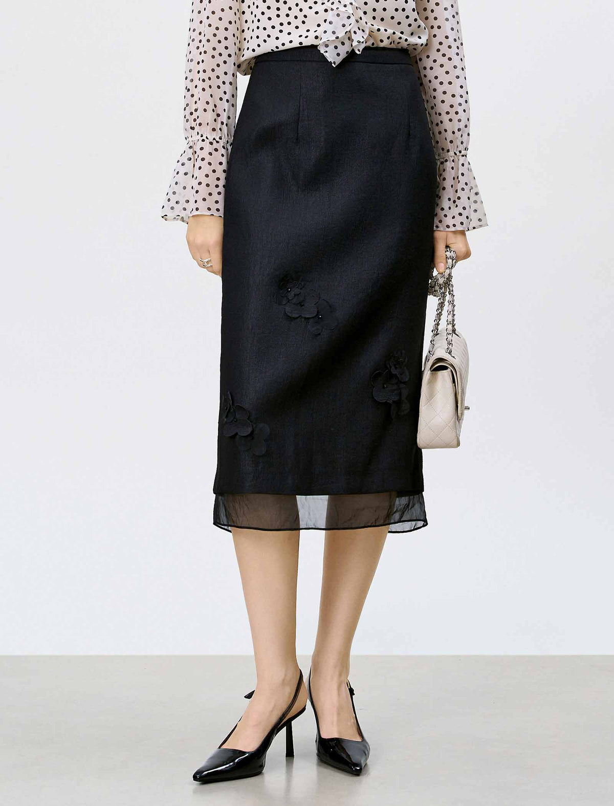 Black Textured Floral Accents Midi Skirt