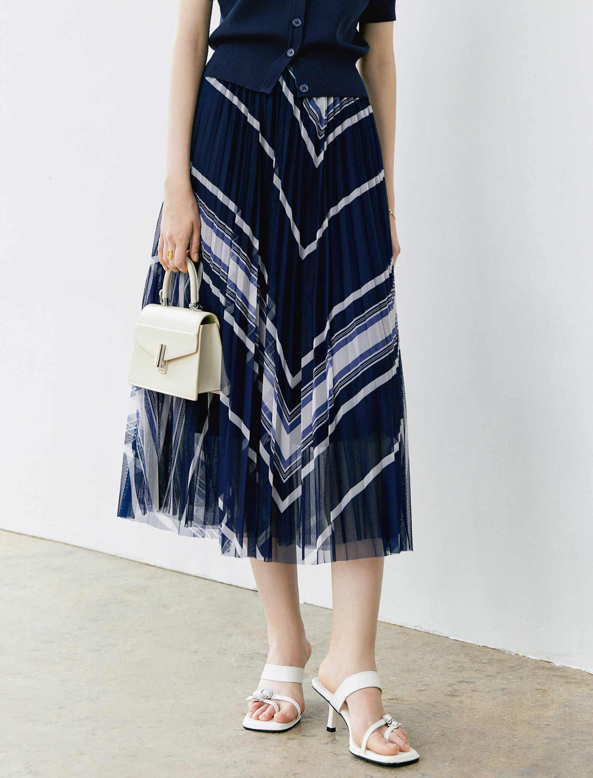 Elegant Printed Pleated Skirt