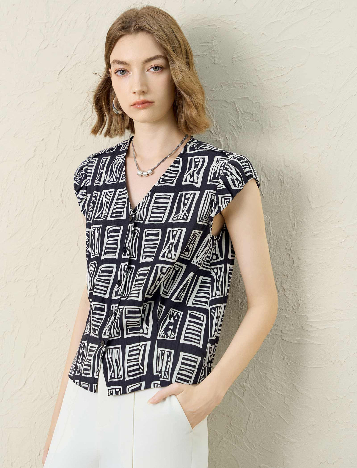 V-Neck Graphic Print Tencel Linen Relaxed Fit Top