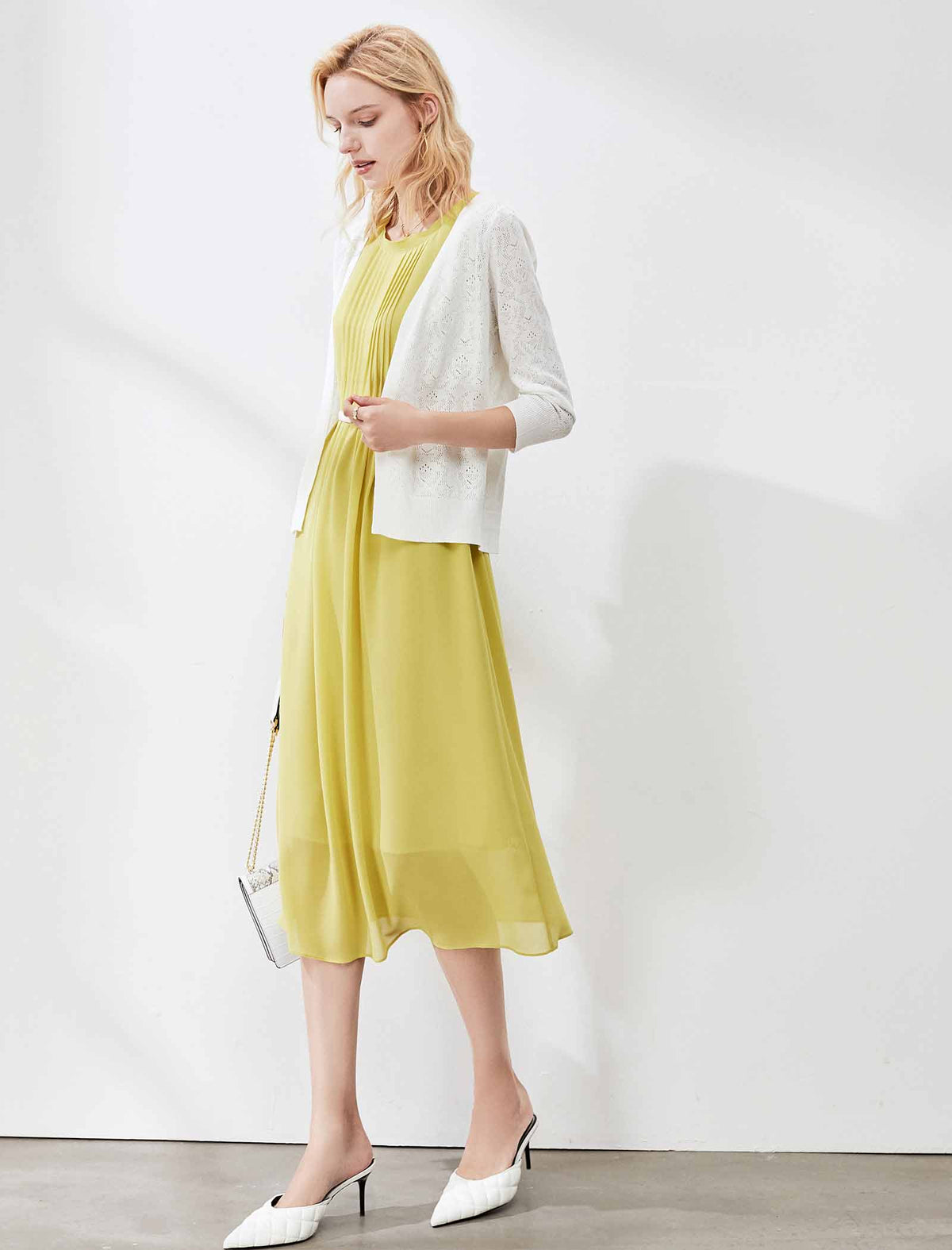 Effortless Crew Neck Shift Dress