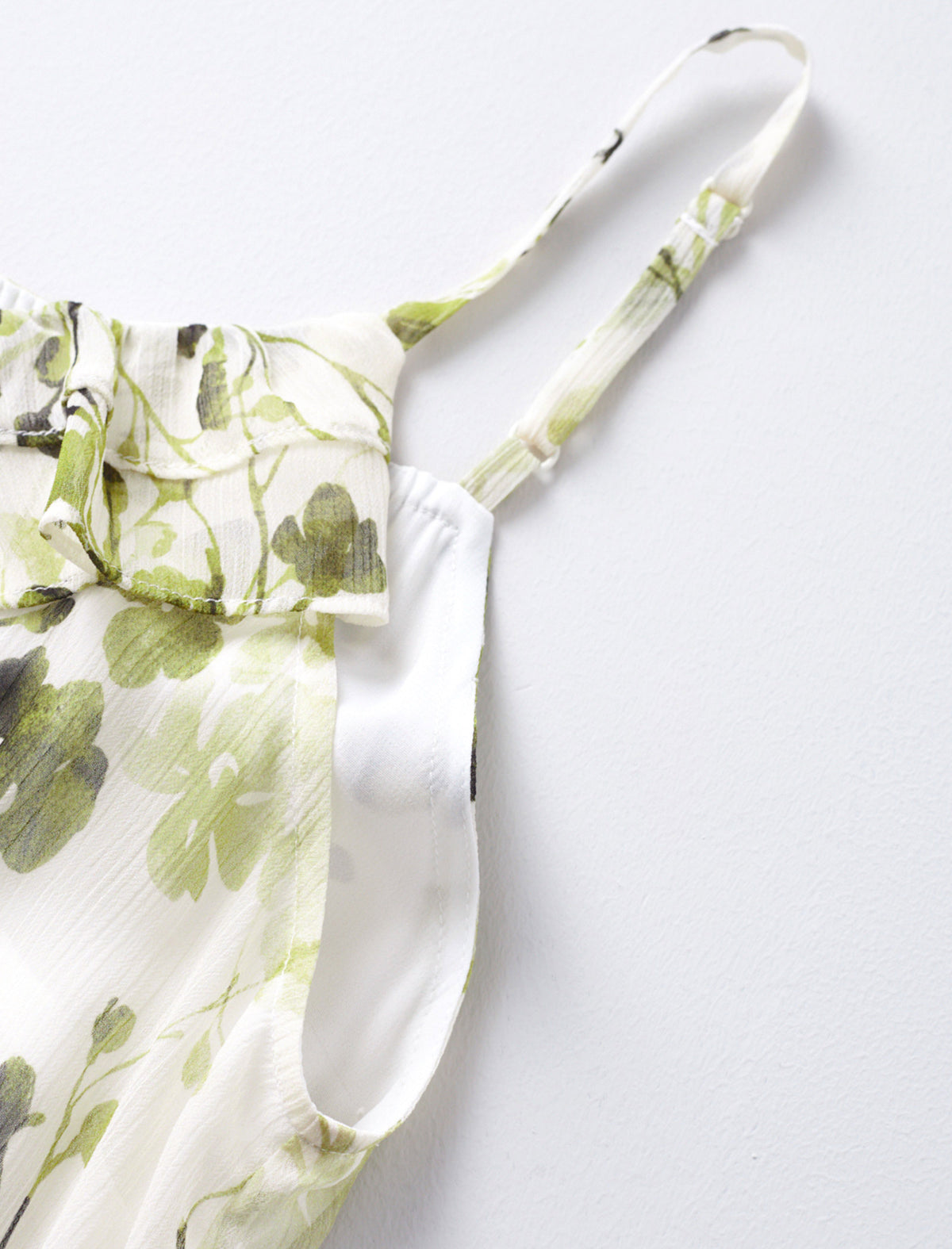 Green Floral Print Ruffled Sleeveless Midi Dress