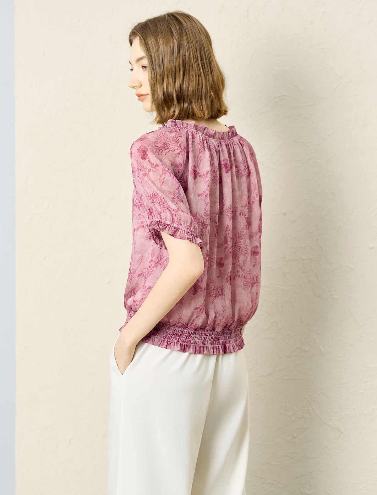 2-Way Pink Floral Print Ruffle Neck Puff Sleeve Elastic Hem Top