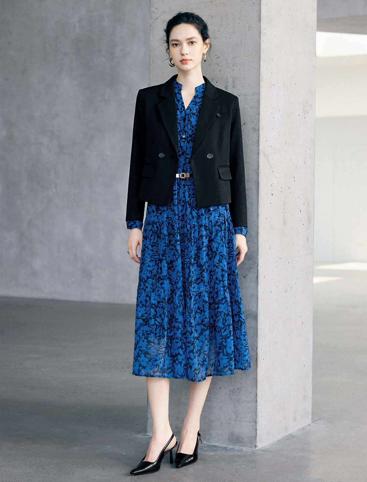 Floral Print Belted Pleated Midi Dress