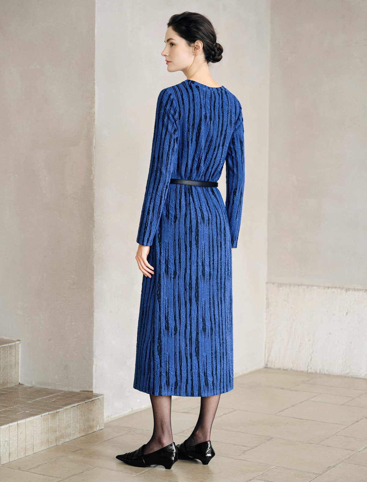 Abstract Stripe Belted Long Sleeve Midi Dress