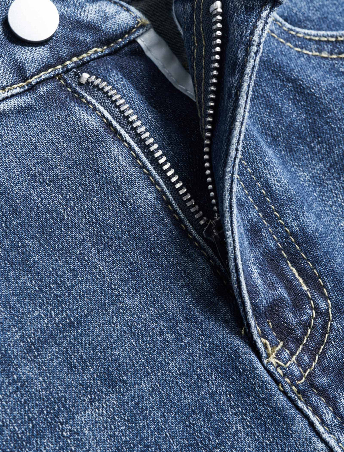 Straight-Leg Cropped Jeans