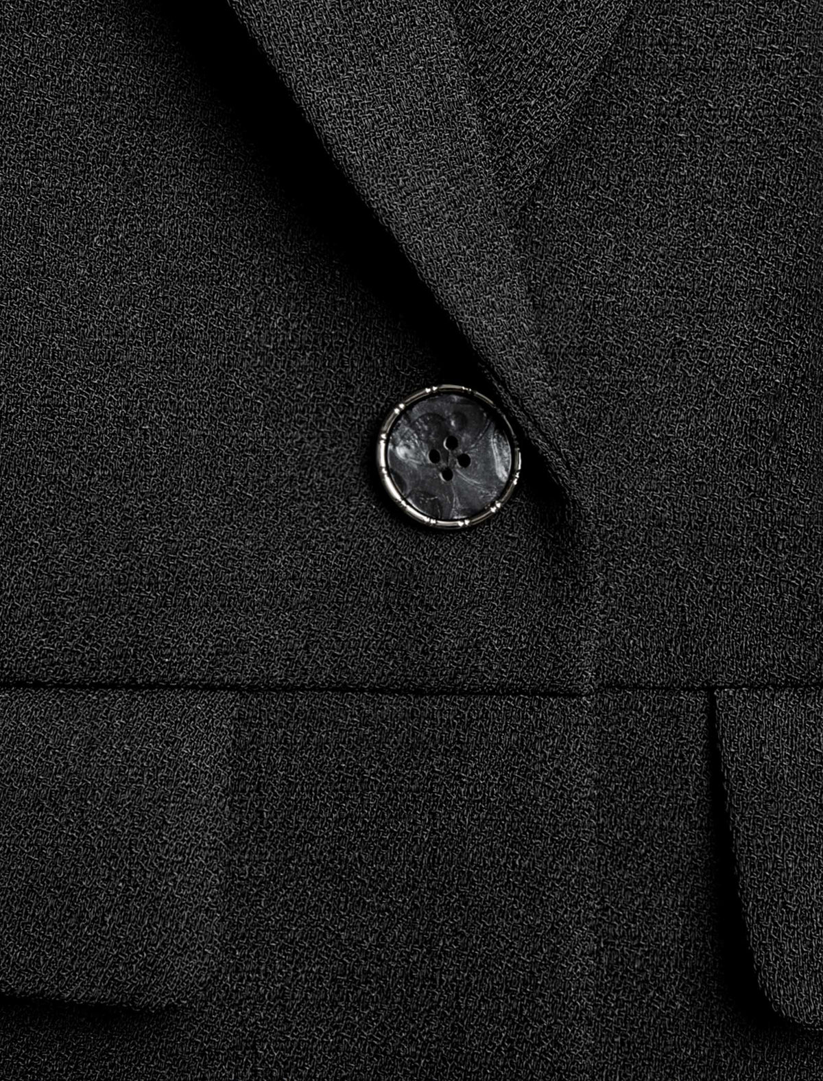 Black Structured Minimalist Professional Blazer