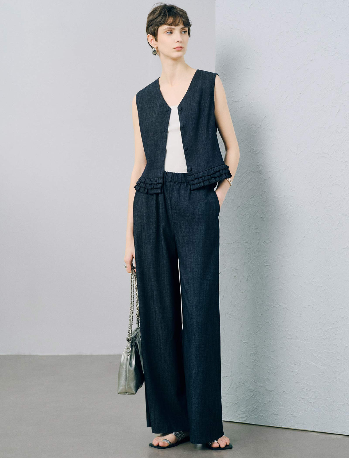 Dark Denim Look Sleeveless Ruffle Hem Vest