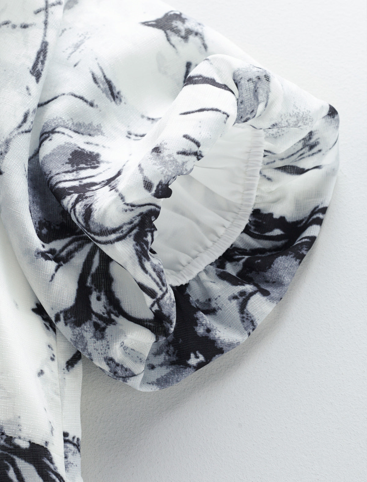 Watercolor Floral Puff Sleeve Midi Dress
