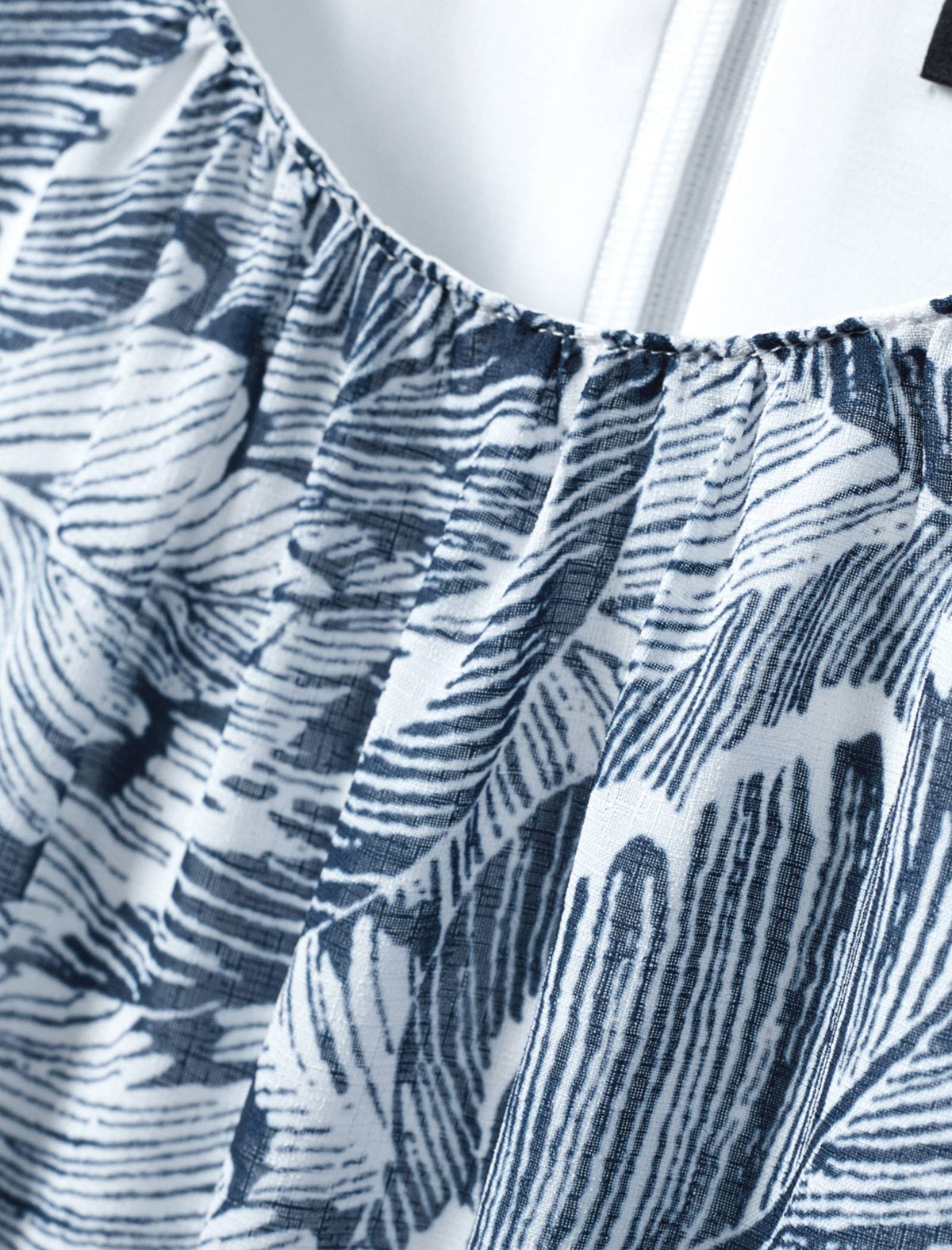 Leaf Print Puff Sleeve Midi Dress