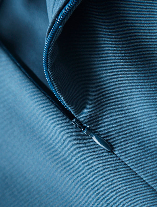 Front Slit Pocket Detail Midi Pencil Skirt