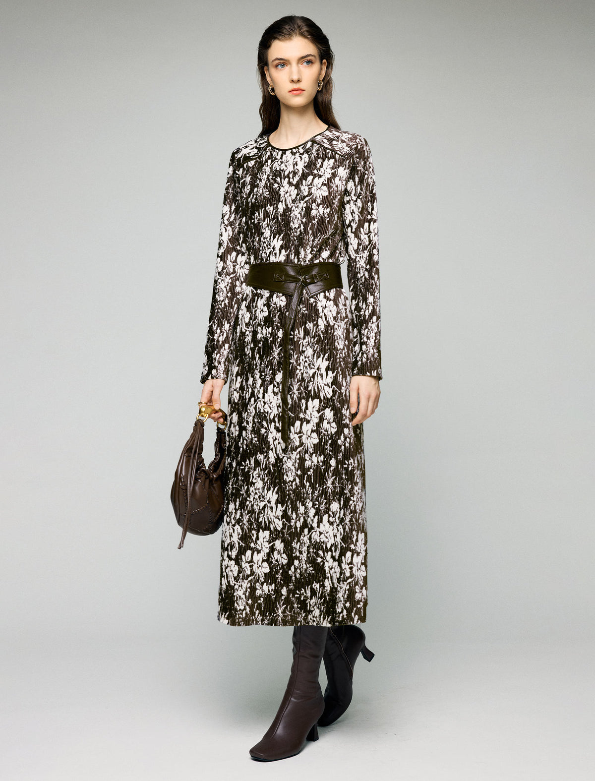 Floral Print Crewneck Belted Fitted Midi Dress