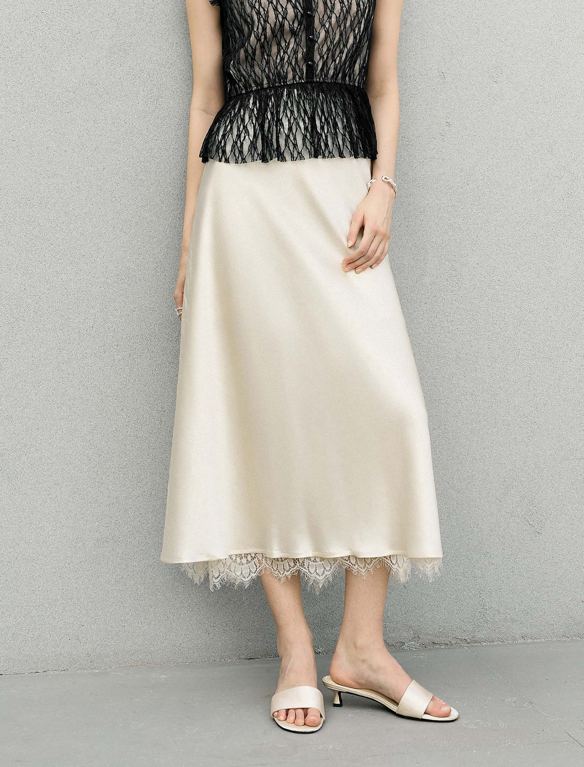 Solid Color Lace Hem Midi Skirt