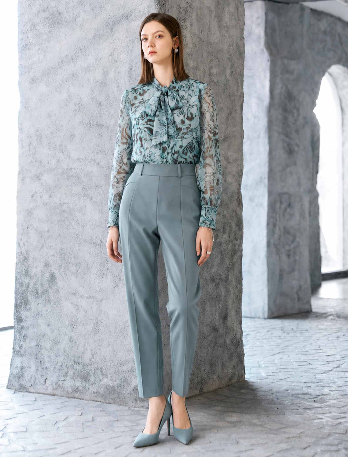 High-Waisted Tailored Tapered Pants