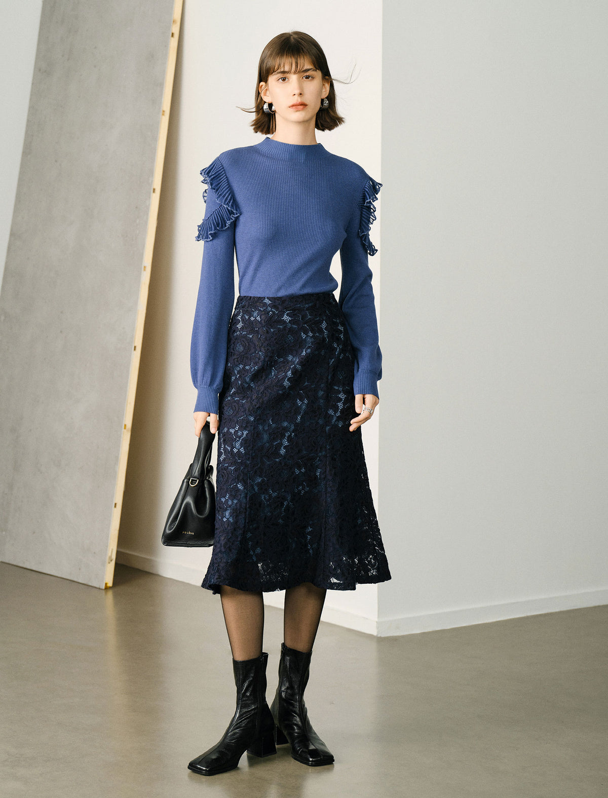 Floral Lace Flared Hem Midi Skirt