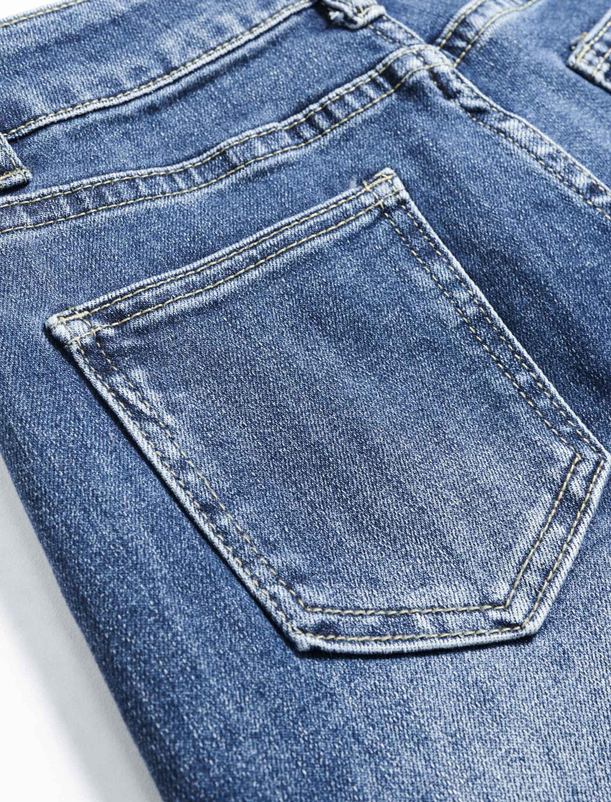 Straight-Leg Cropped Jeans