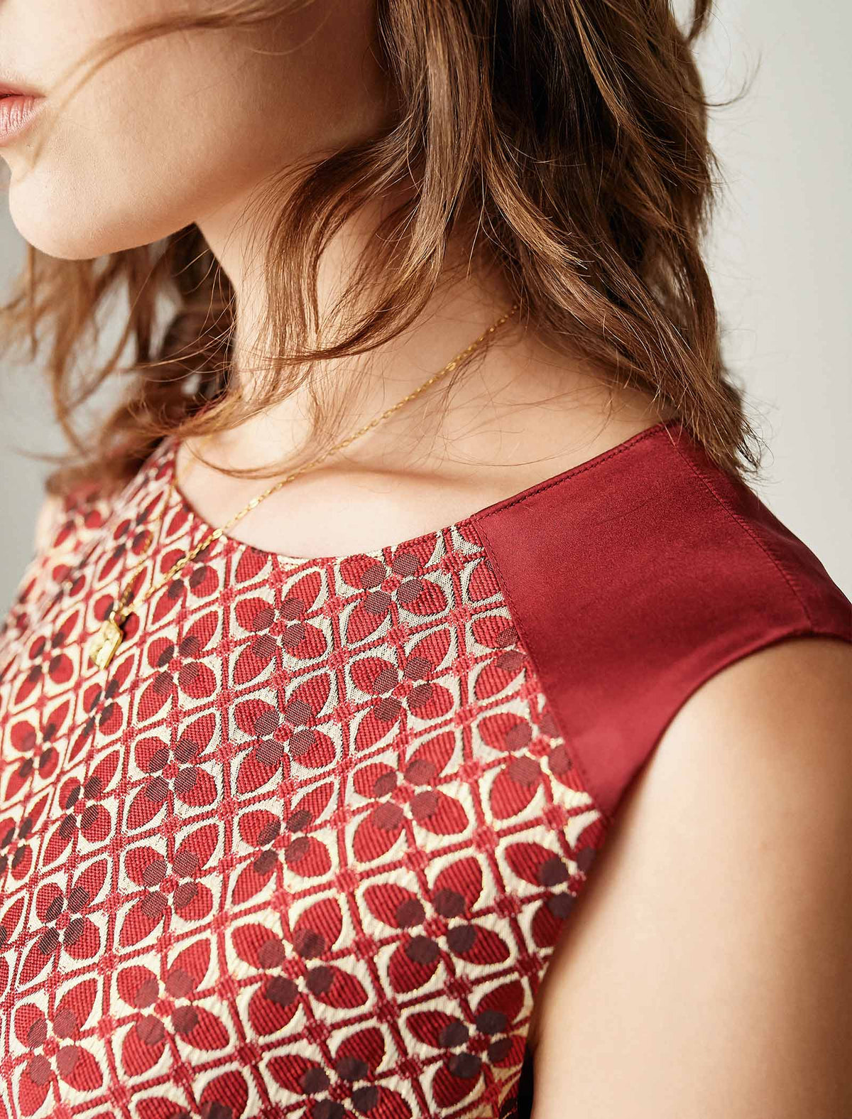 Sleeveless Geometric Jacquard Dress