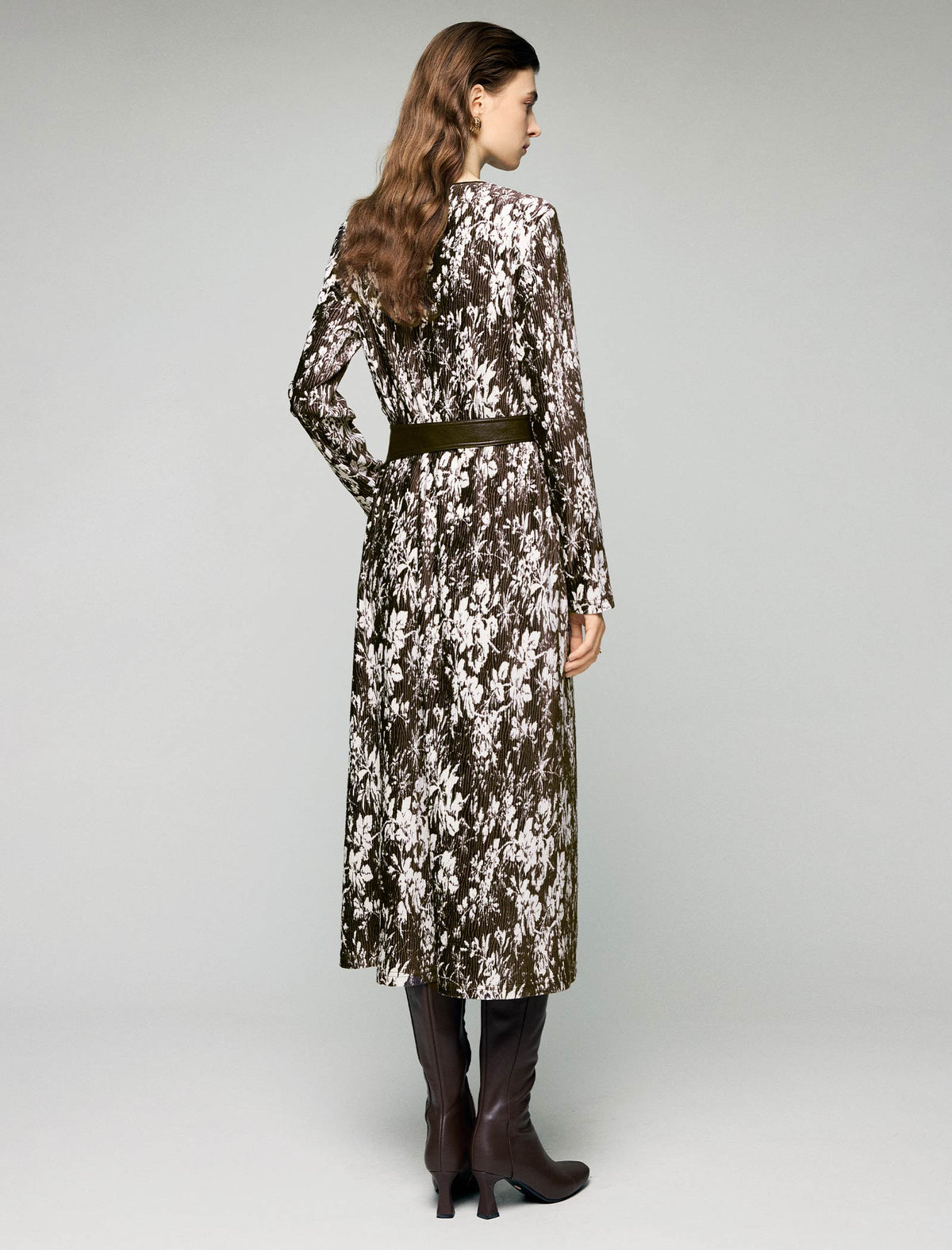 Floral Print Crewneck Belted Fitted Midi Dress
