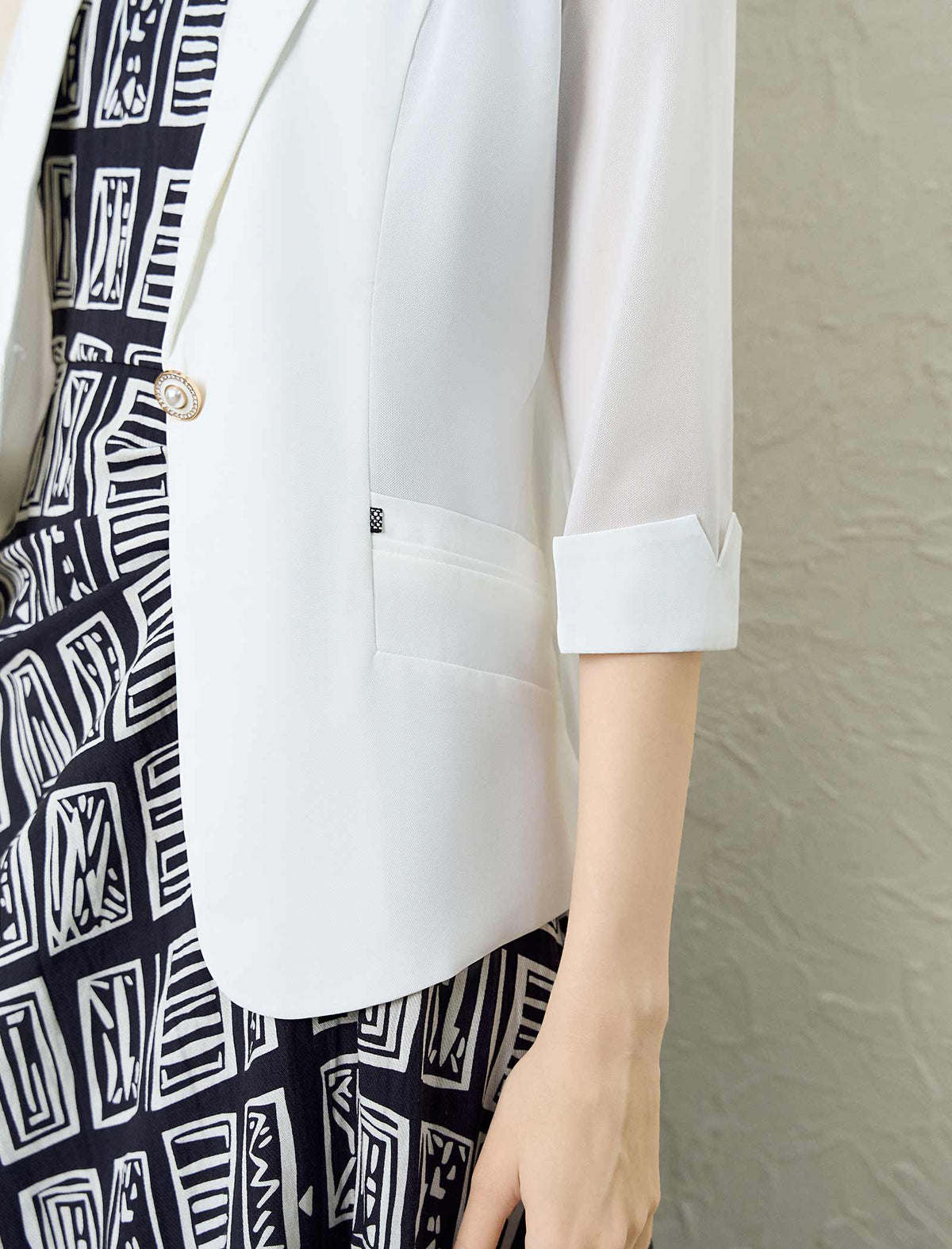 3/4 Sleeve Button-Front Blazer