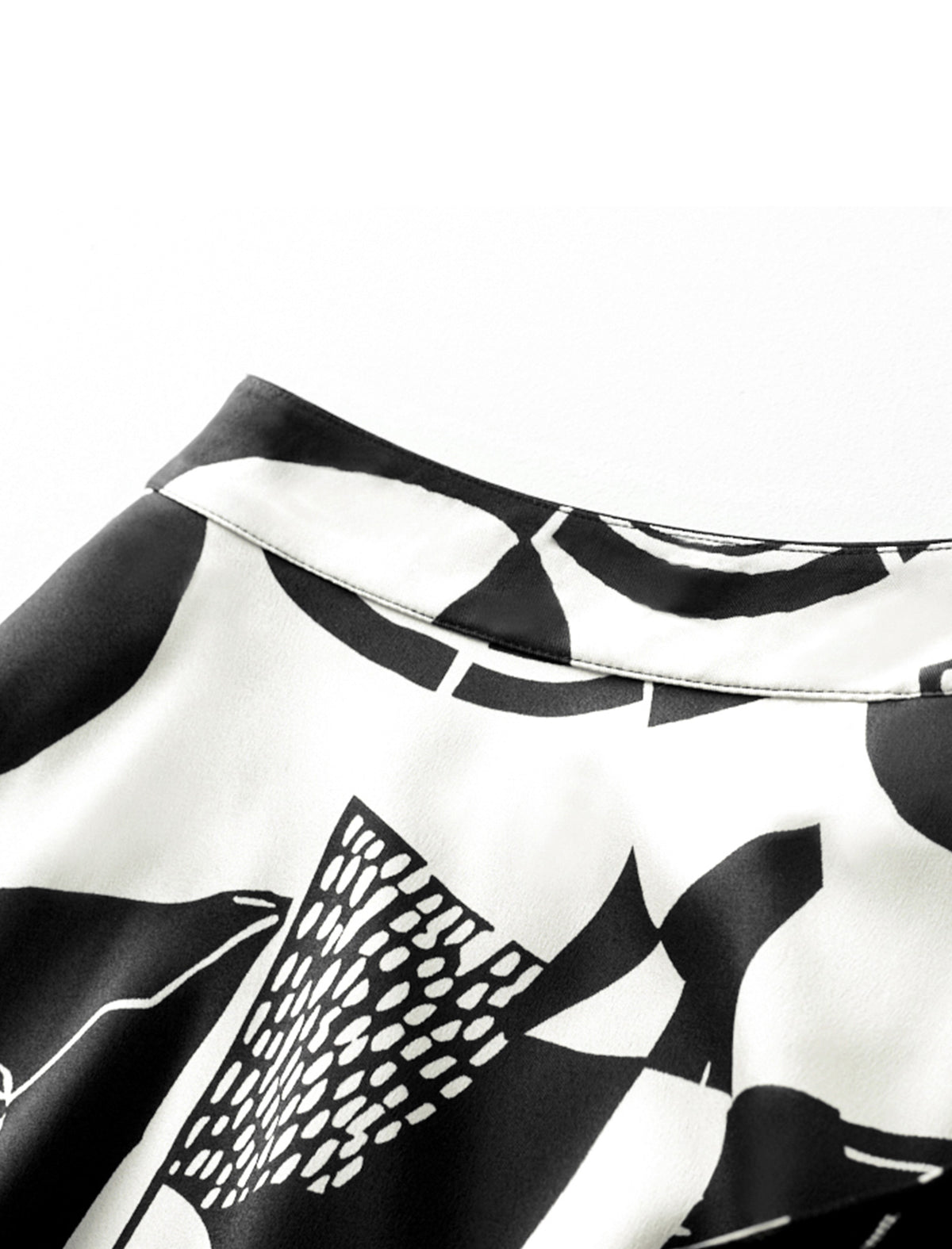 Reversible Geometric Print Mesh Detail Midi Skirt