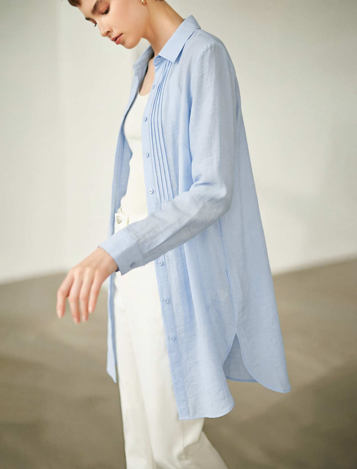Lightweight Longline Pleated Shirt
