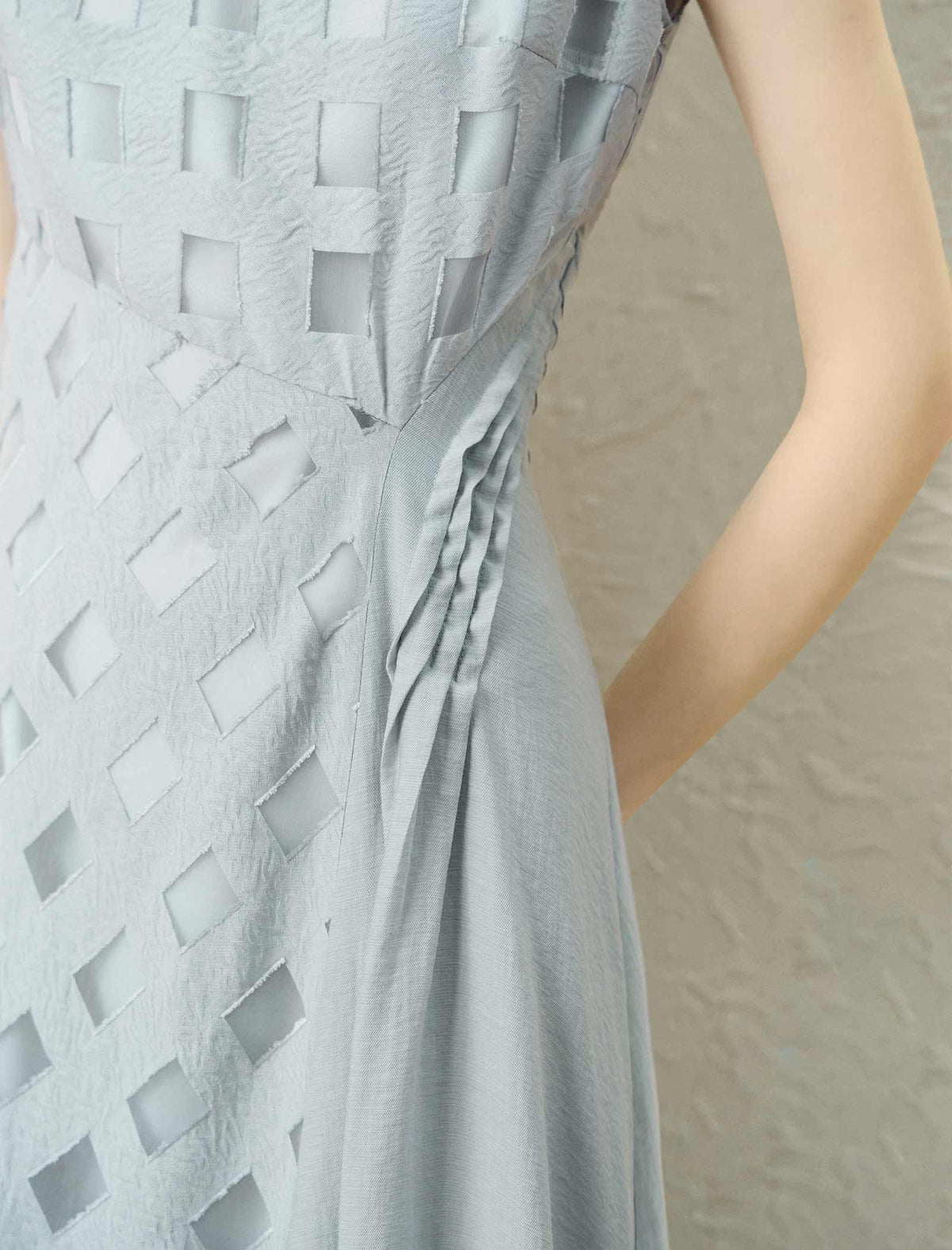 Geometric Cutout Sleeveless Midi Dress