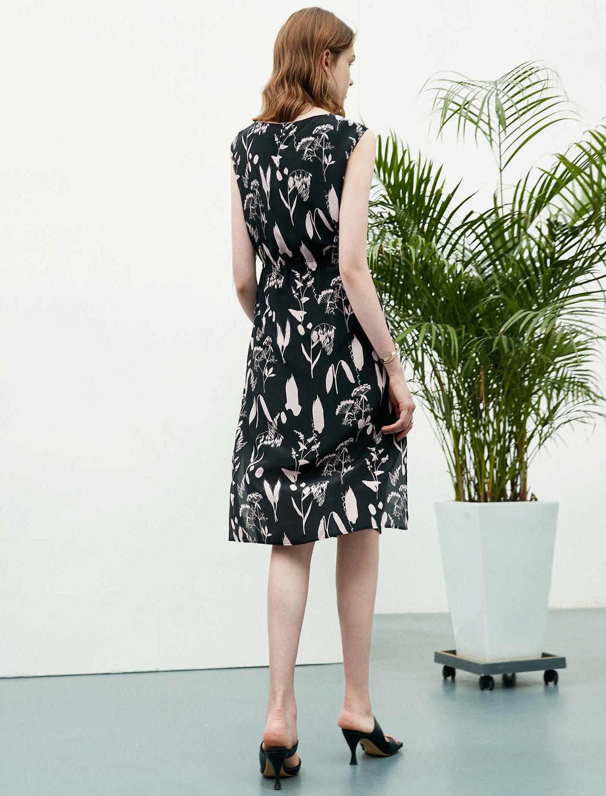 100% Mulberry Silk Black Botanical Sleeveless Midi Dress