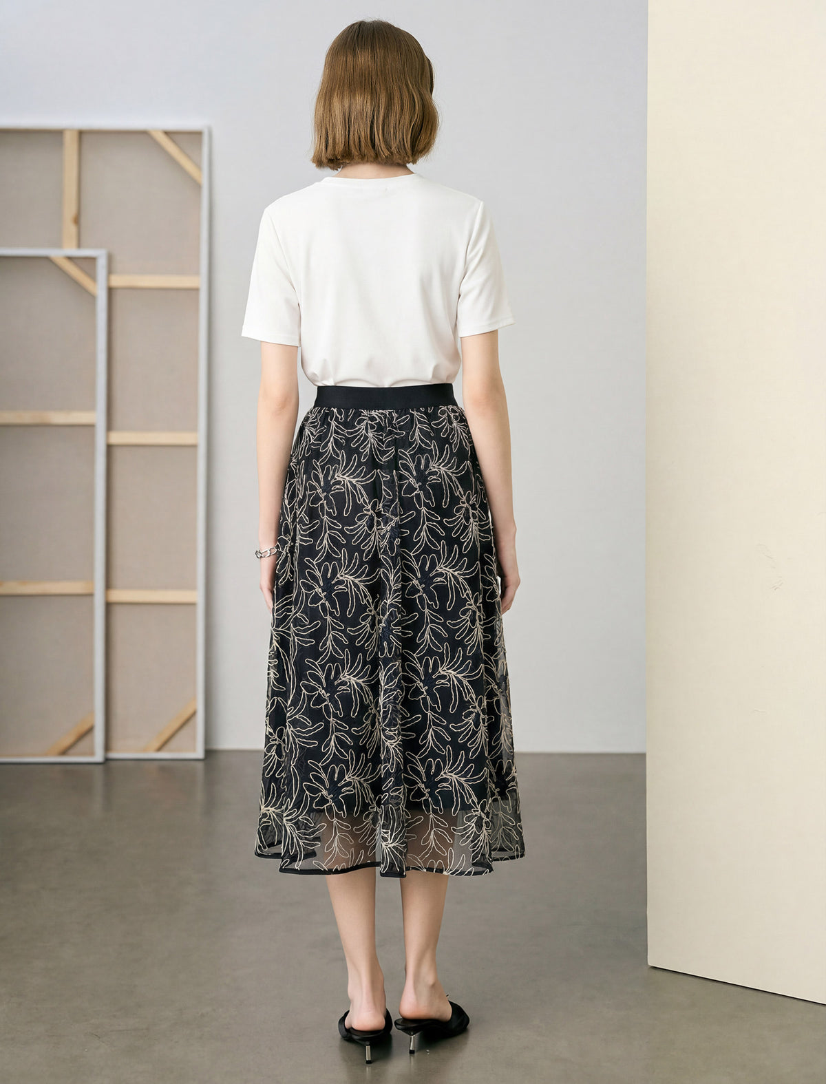 V‑Neck Pleat‑Detail Short‑Sleeve Top