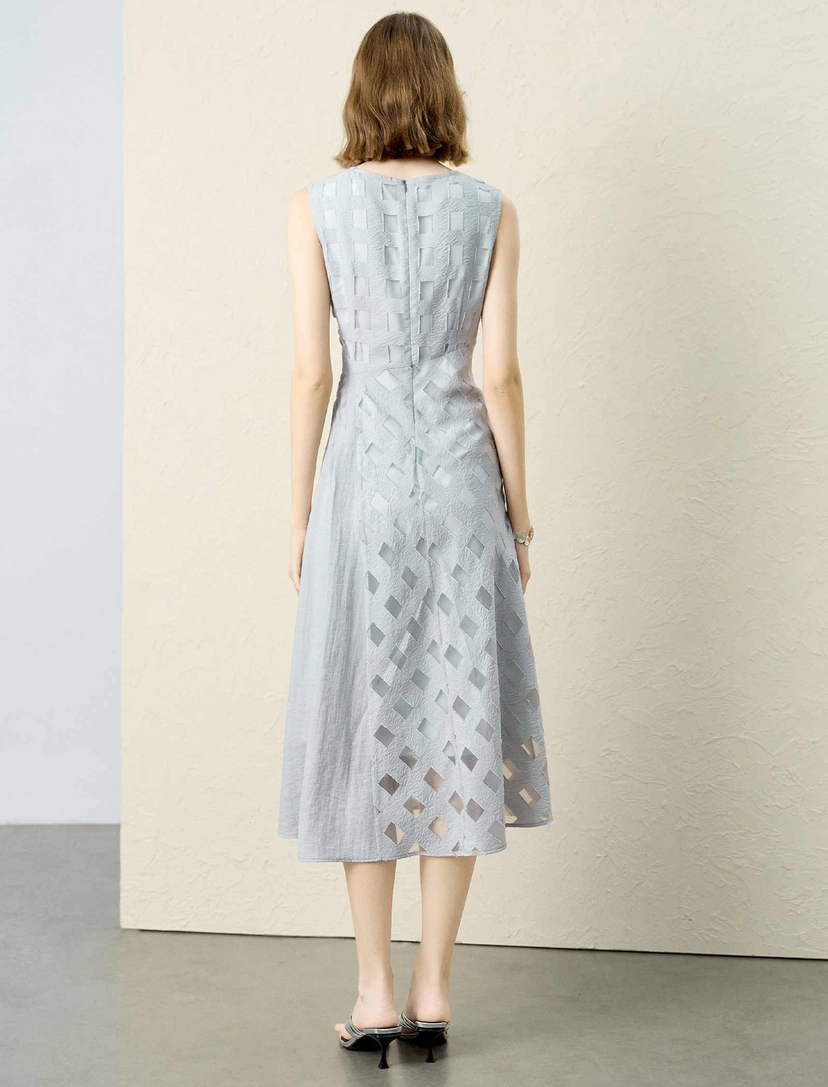 Geometric Cutout Sleeveless Midi Dress