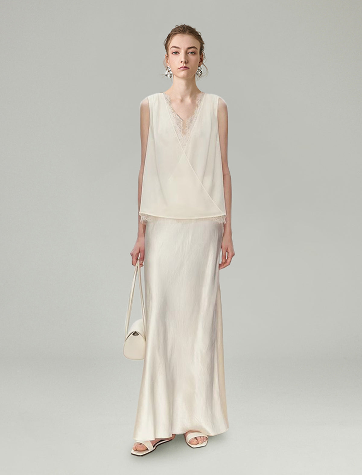 Lace Trim V-Neck Sleeveless Top