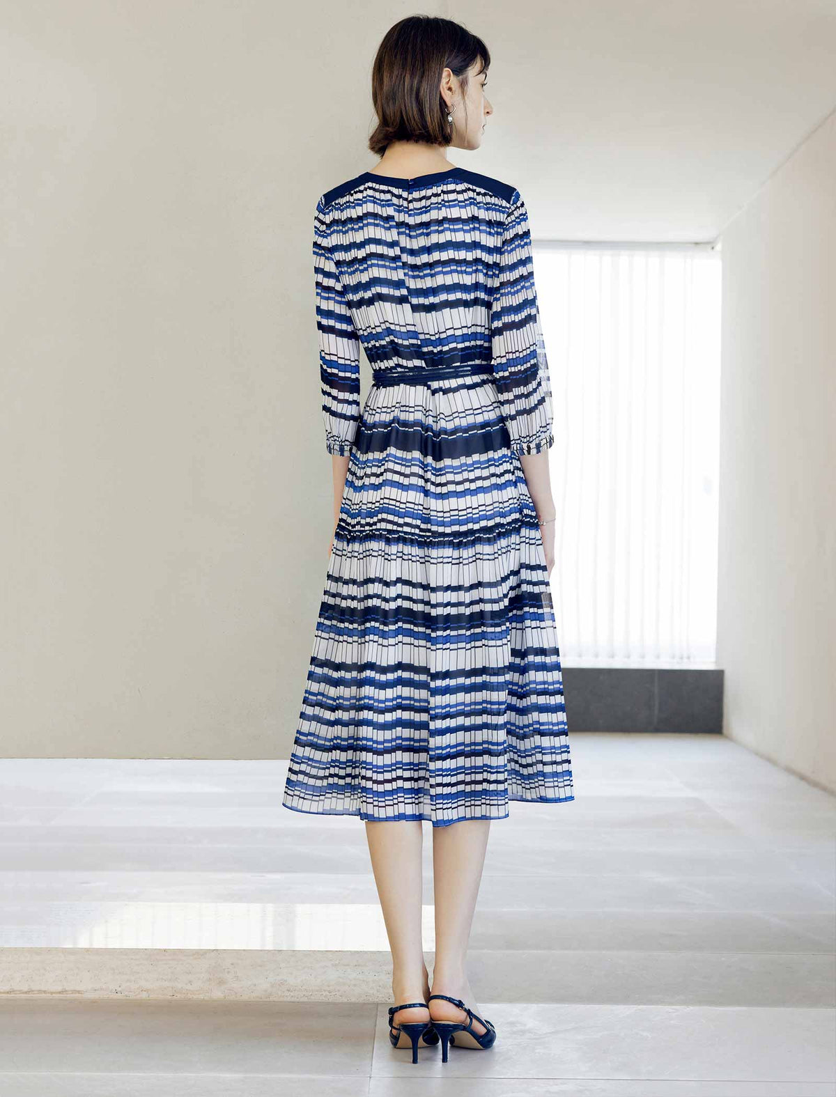 Blue Geometric Stripe 3/4 Sleeve Midi Dress