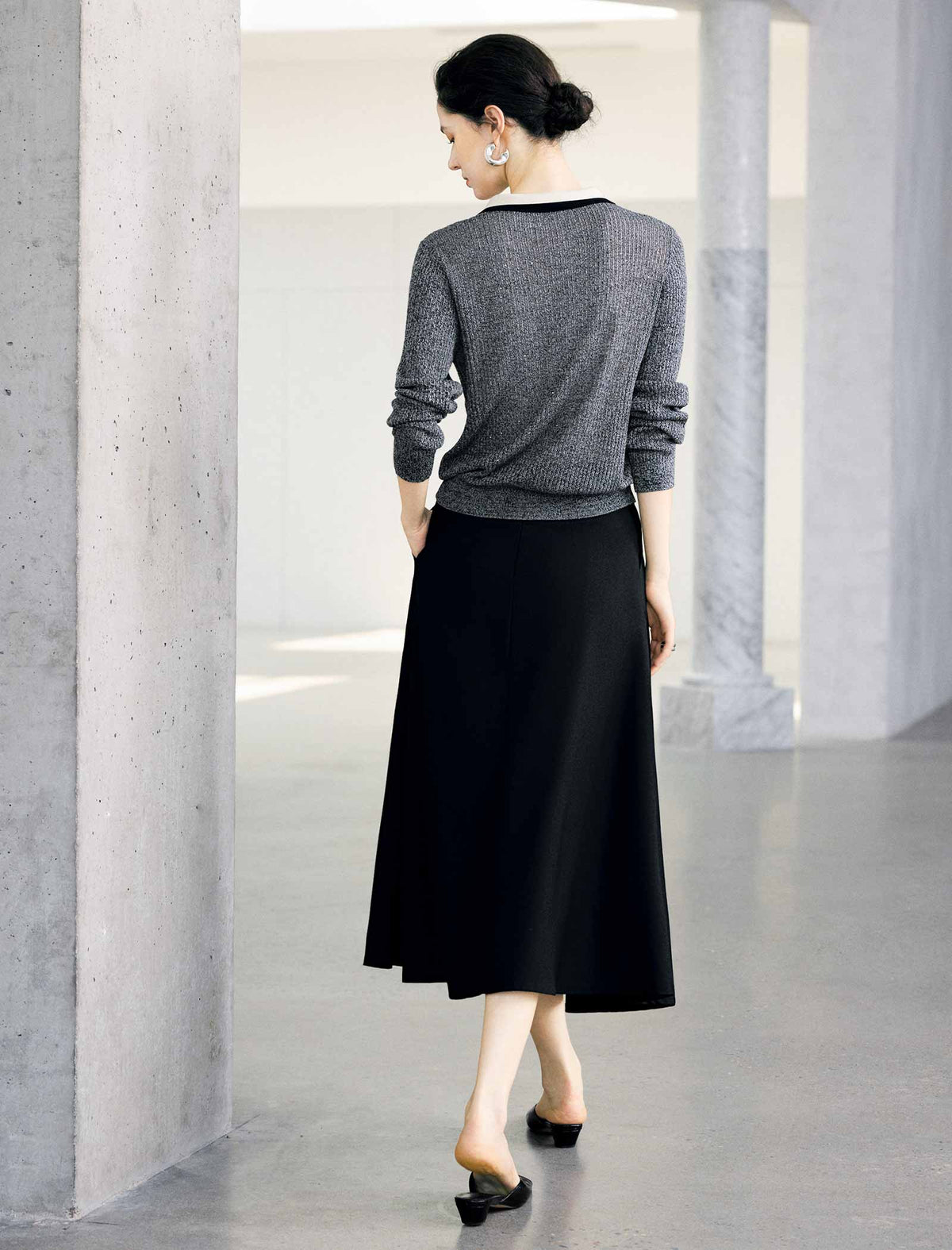 Color Block V Neck Sequin Knit Cardigan