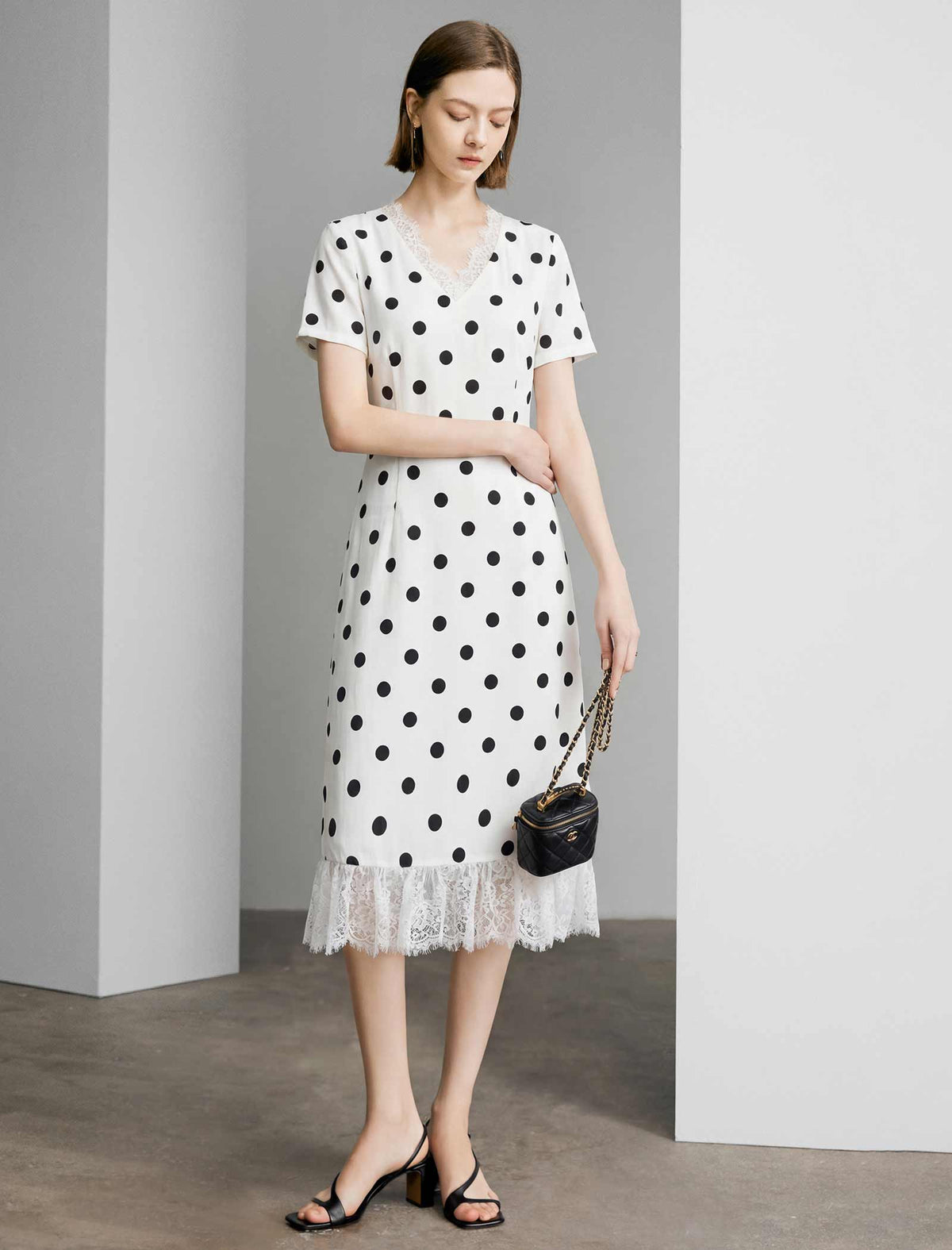 Tencel Polka Dot Lace V-Neck Short Sleeve Midi Dress