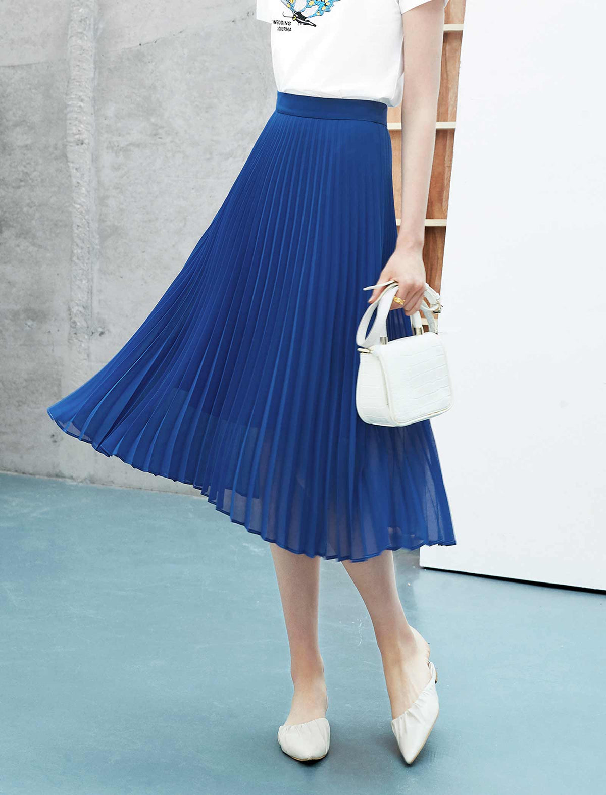 Minimal Pleated A-Line Skirt