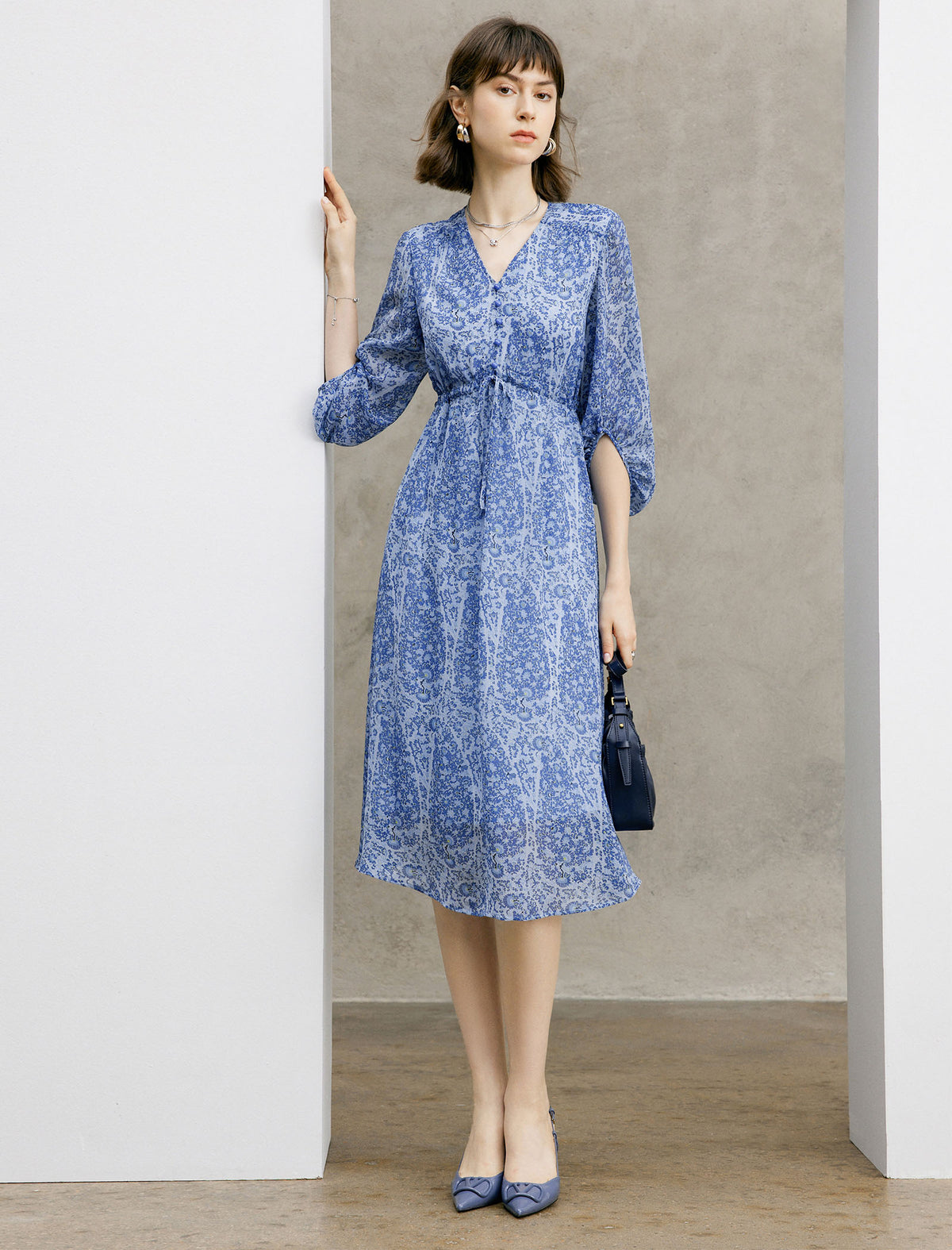 V‑Neck Drawstring Floral Chiffon Midi Dress