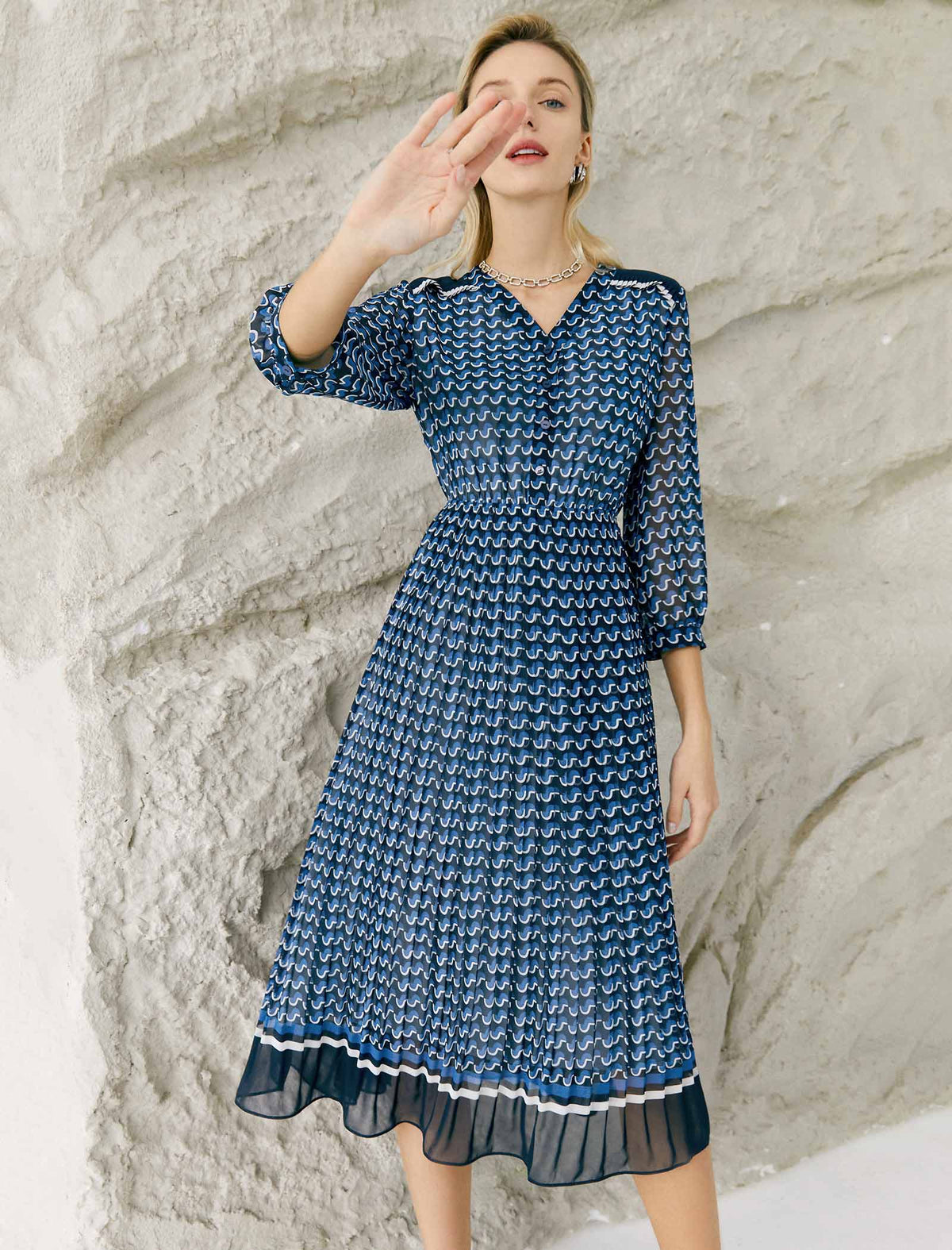 Blue Wave Print Pleated Dress