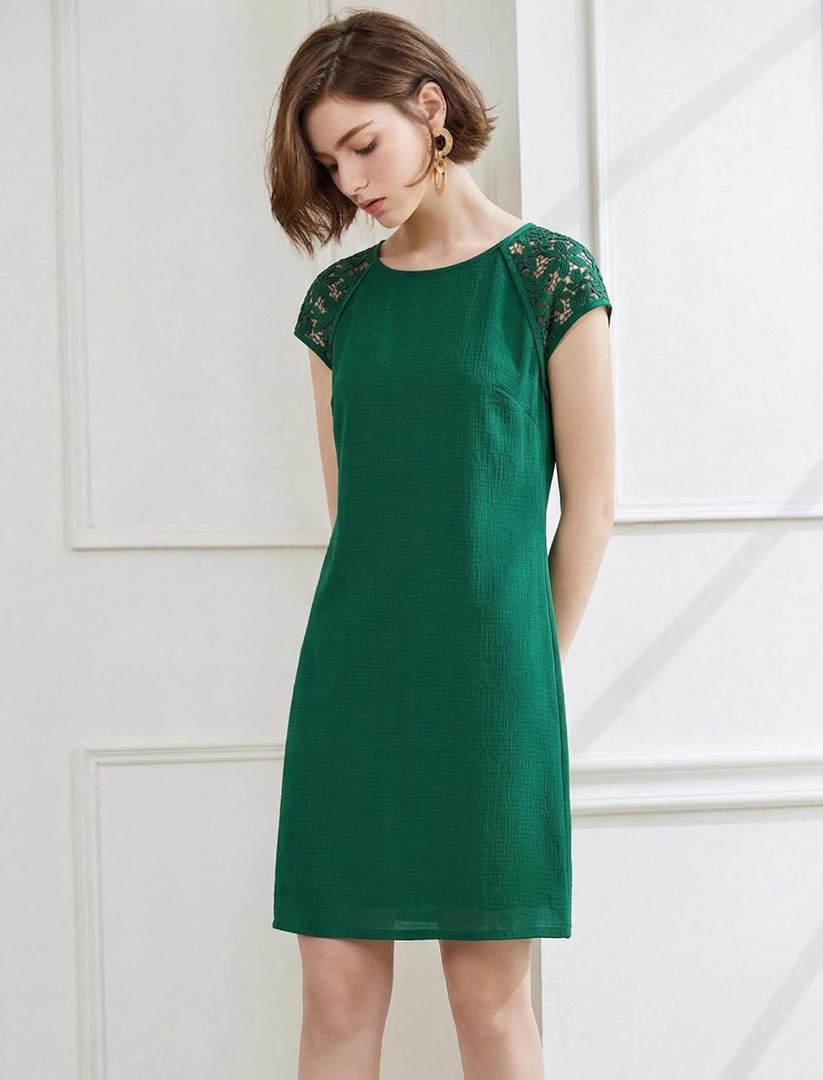 Cutout Detail Relaxed Straight Dress