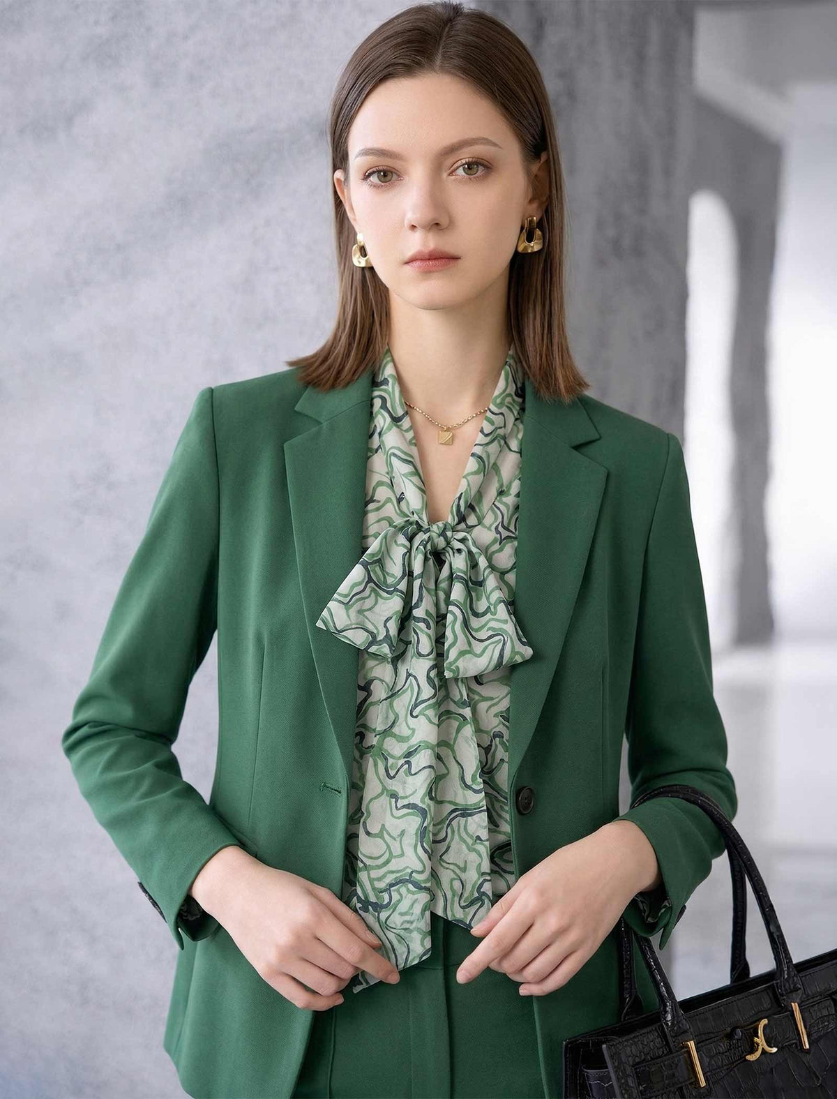 Single-Breasted Tailored Blazer