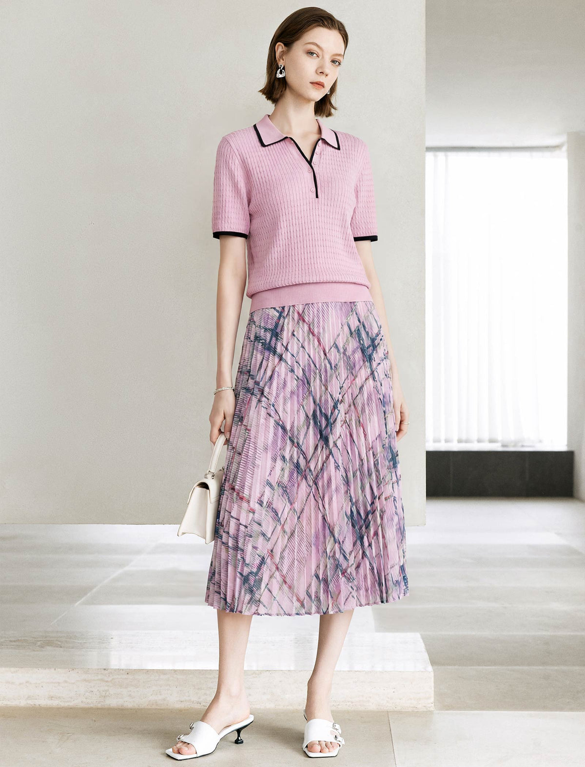 Contrast Trim Textured Knit Polo Short Sleeve Top