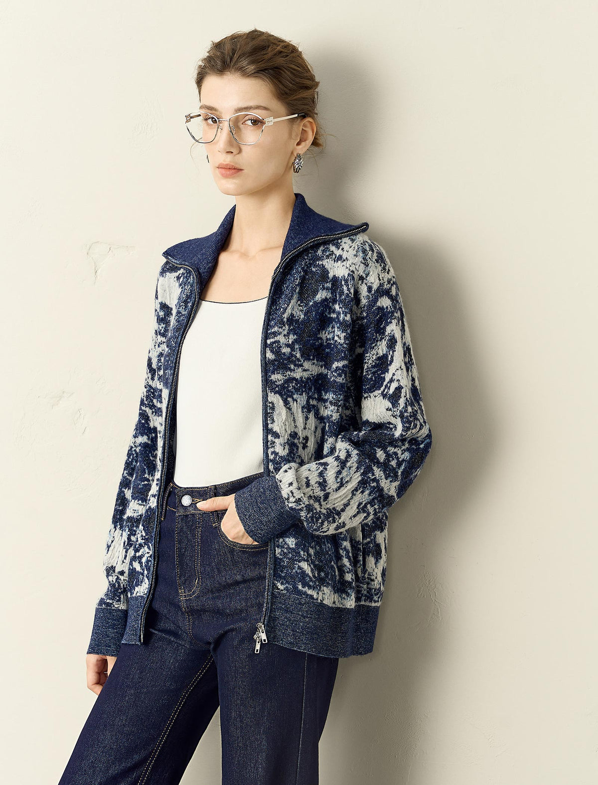 Patterned Zip-Up Knit Cardigan