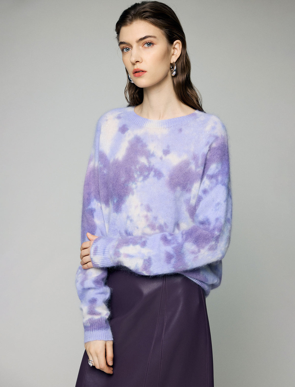 Wool and Mulberry Silk Blend Gradient Crewneck Relaxed Sweater