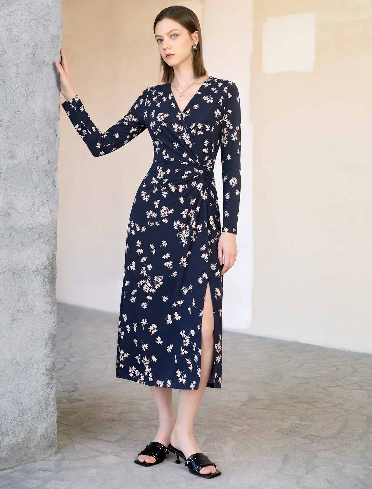 Floral Print V-Neck Ruched Waist Midi Dress
