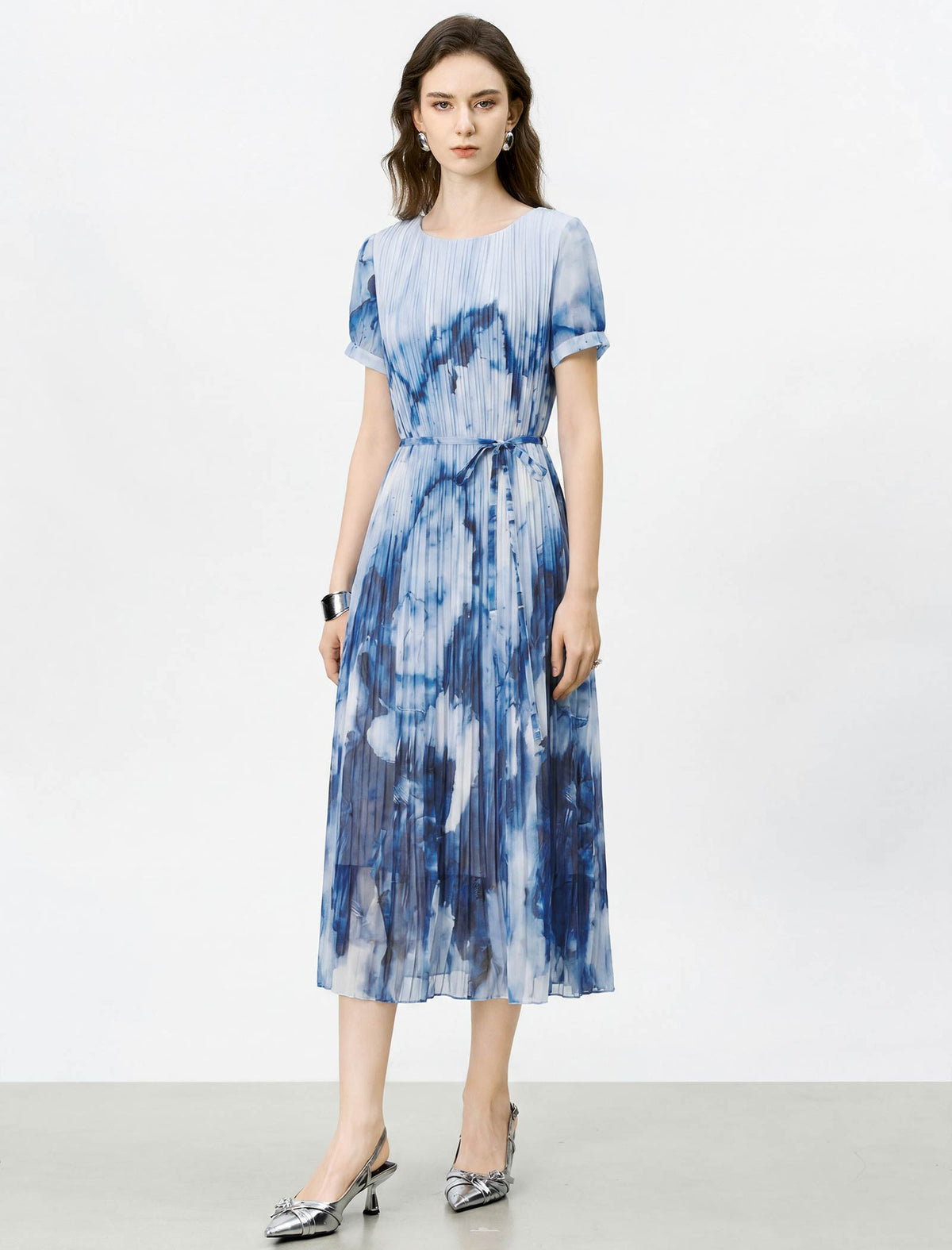Blue Tie-Dye Pleated Midi Dress