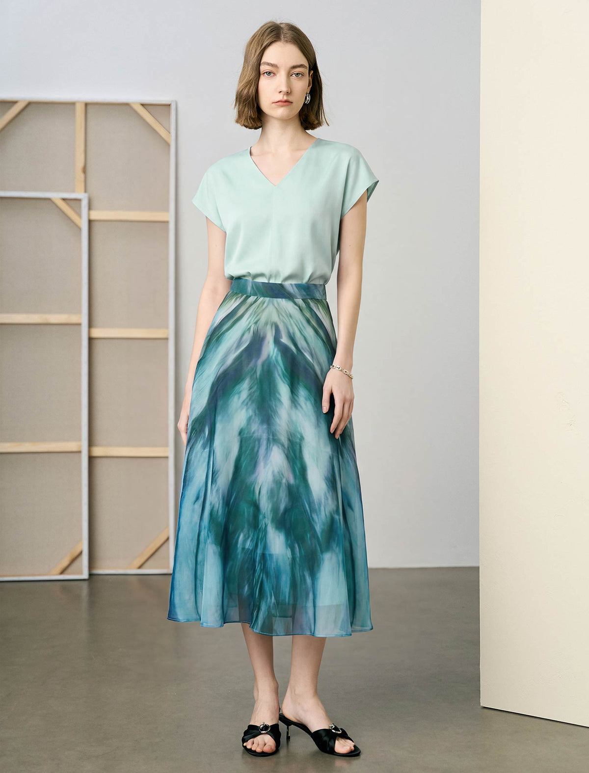 Green Blue Watercolor Print Chiffon Midi Skirt