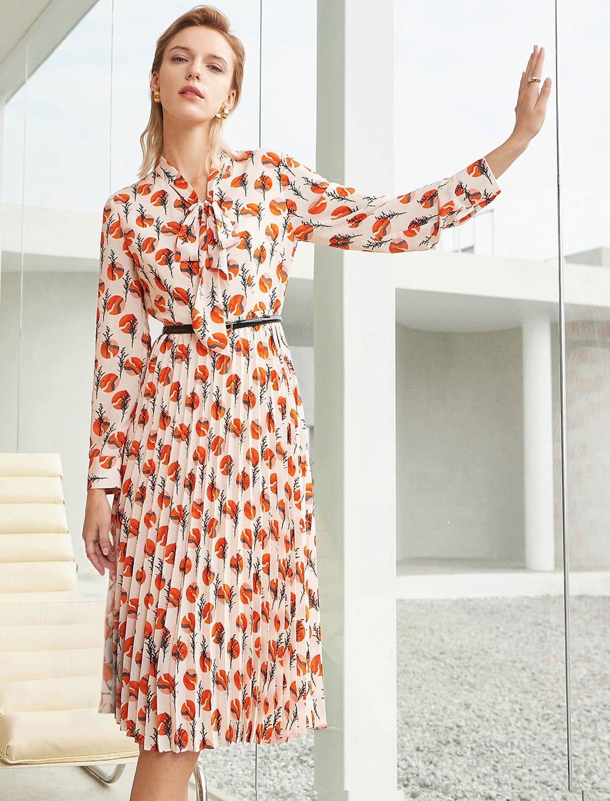 Floral Print Tie Neck Pleated Midi Dress