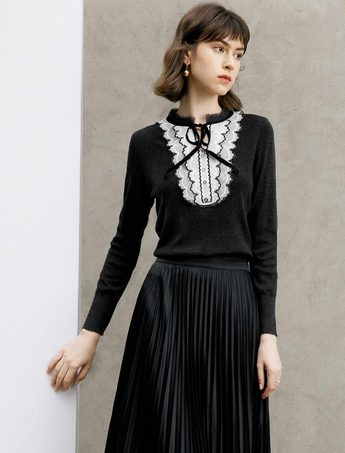 Lace Trim Knit Blouse