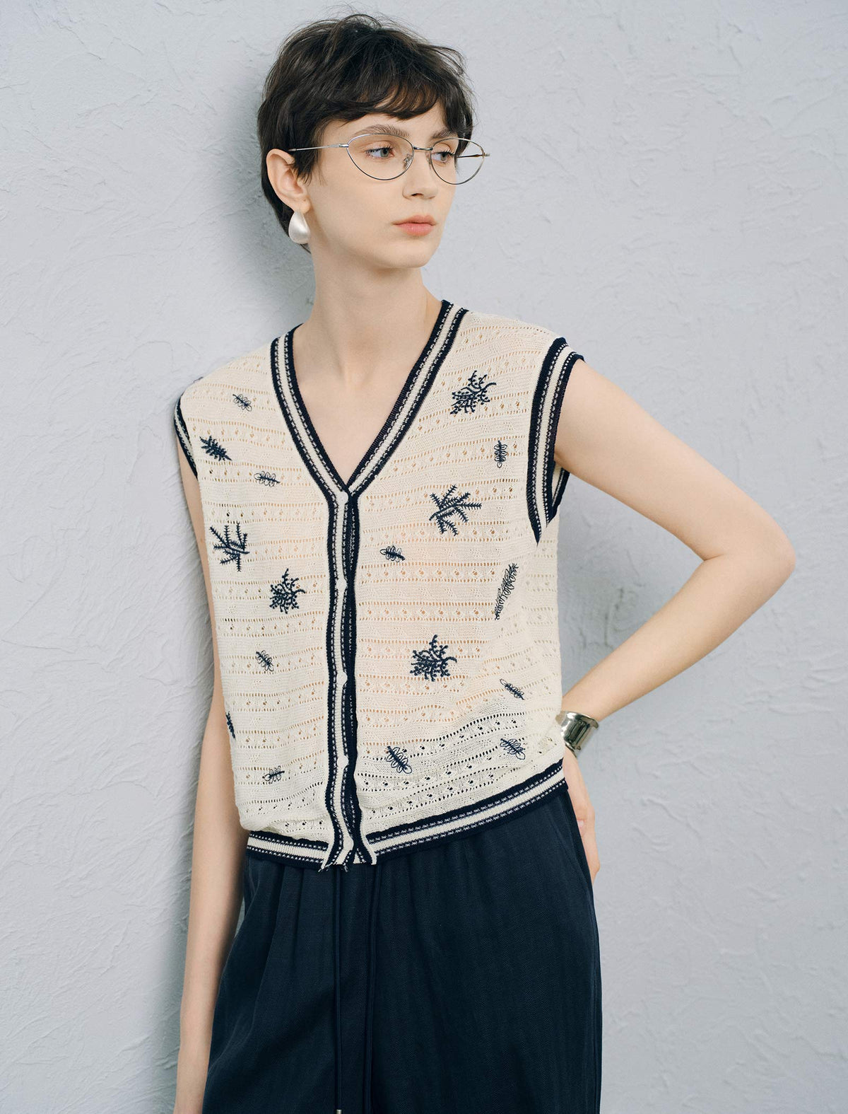 Embroidered Open‑work Knit Vest Cardigan