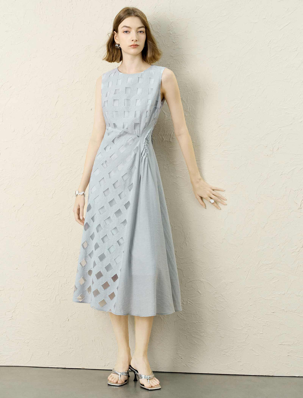 Geometric Cutout Sleeveless Midi Dress