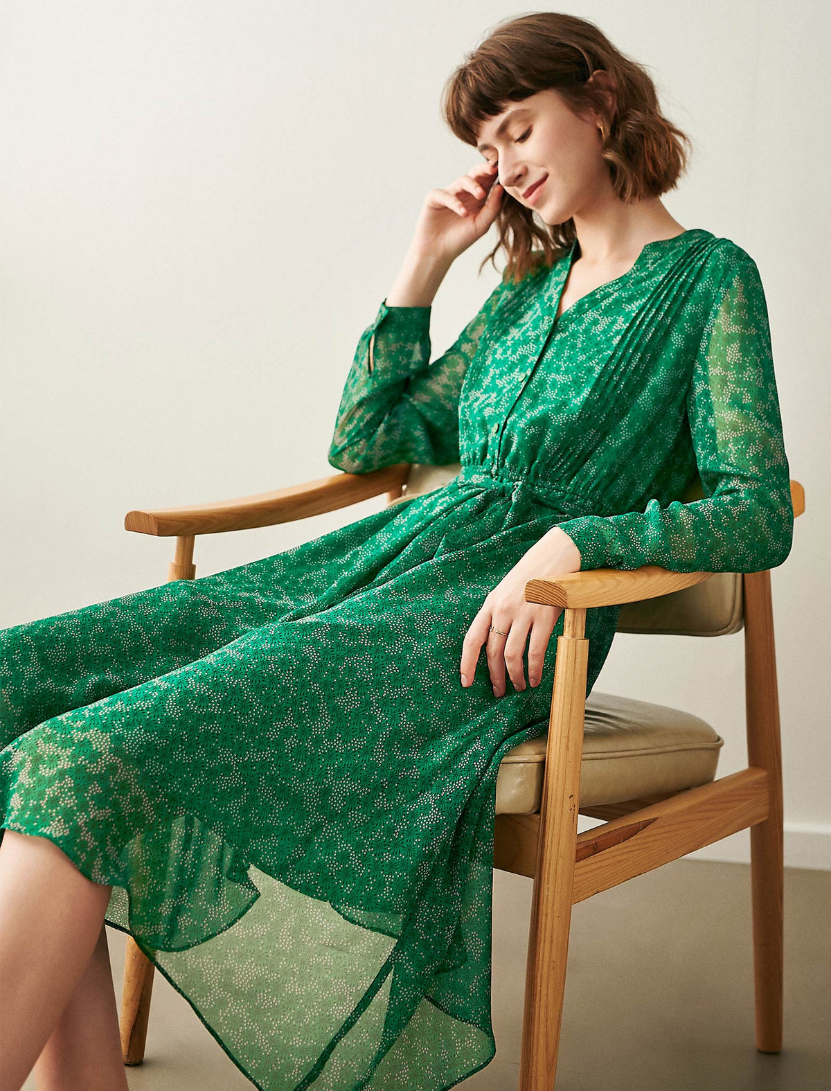 Ditsy Print V Neck Midi Dress