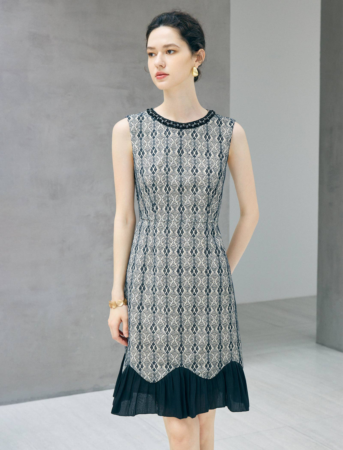 Beaded Crewneck Textured Sleeveless Flounce Hem Dress